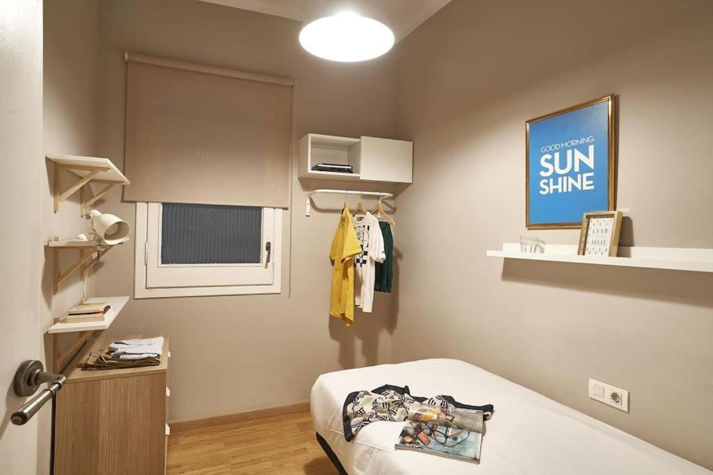 Magnificent 4 Bedroom Apartment In Eixample Barcelona Buitenkant foto